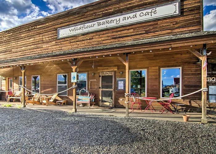Montana'S Emigrant Peaks Getaway: Apt W/ Mtn Views