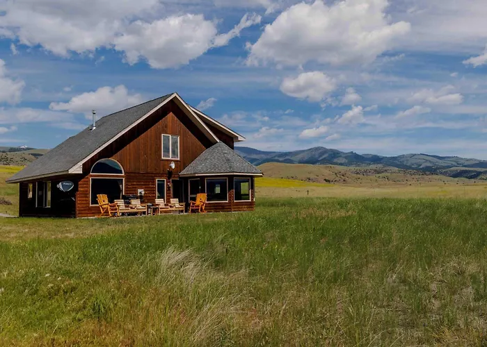 Yellowstone Trail Lodge