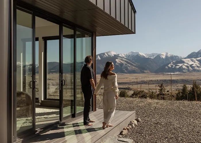 Eagles Wings, Conde Nast Luxe Yellowstone Retreat
